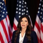 VIDEO Donald Trump congédie Kristi Noem, figure controversée du mouvement MAGA