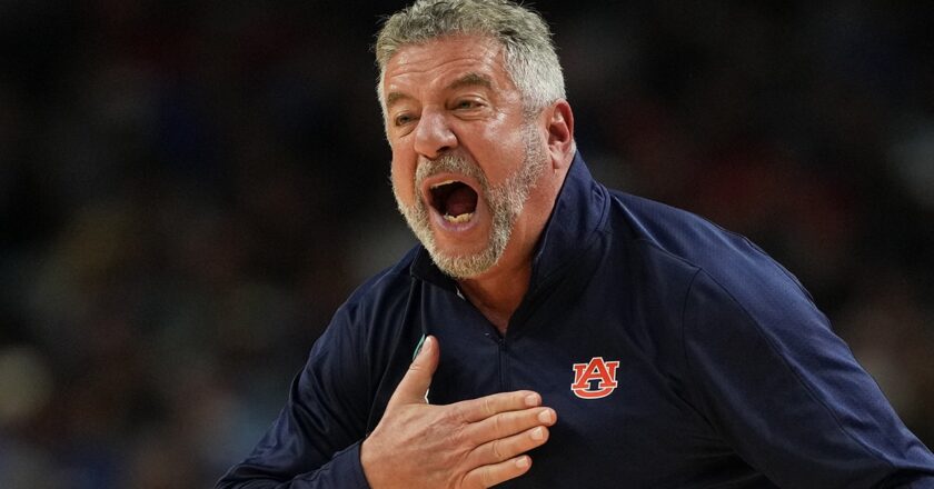 Bruce Pearl backs Trump, Netanyahu in Iran conflict