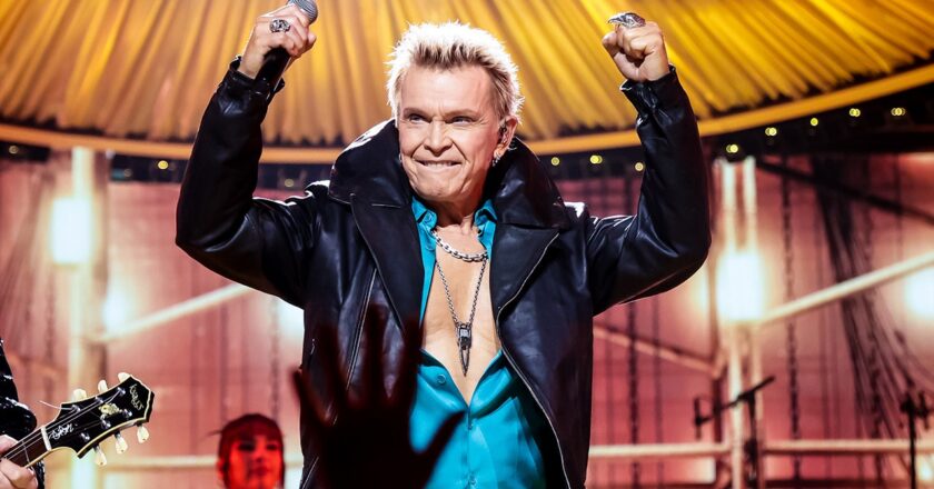 Billy Idol admits smoking crack cocaine to get off heroin addiction