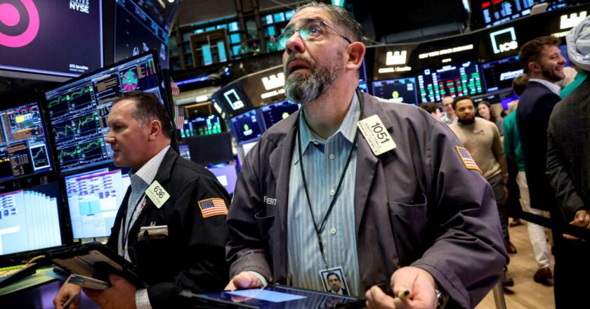 US stocks fall as Middle East tensions drive oil prices higher